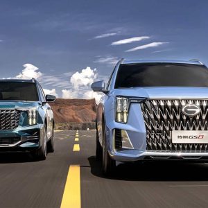 عکس دو ماشین شاسی بلند